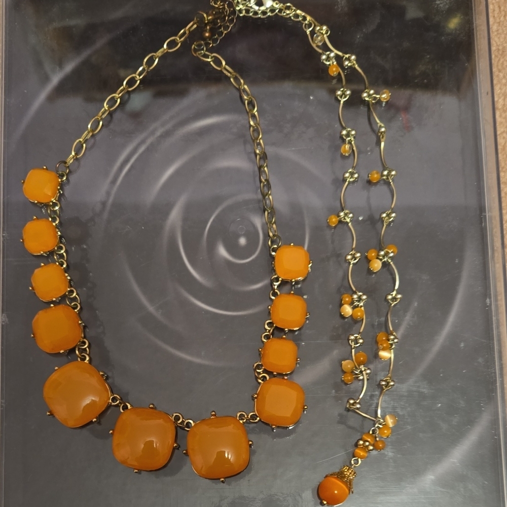 Le Chateau Vibrant Orange Necklace Set